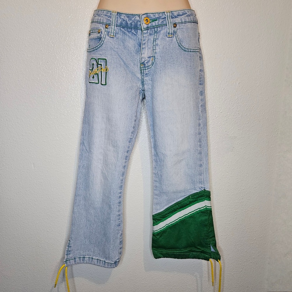 South Pole Jeans Light‎ Wash Embroidered Capri Cropped